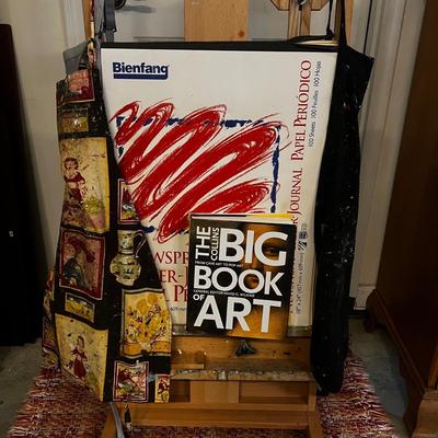 Lot 480 Easel With Art Book & Drawing Pad Lot