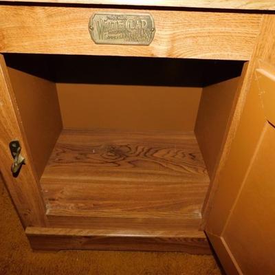 6337/91 Vintage Faux Ice Box ~ White Class Reproduction Cabinet 24" H x 21.5" W x 15" D