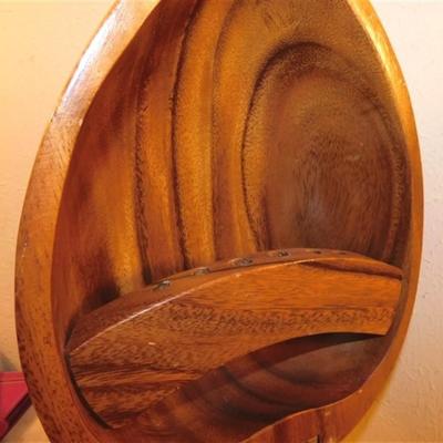 6337/245 Vintage Wooden Walnut Nut Cracker Station with Mallet 25" x 35"