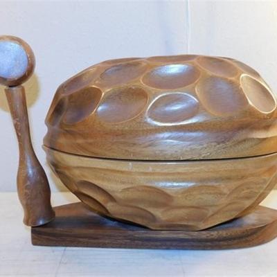 6337/245 Vintage Wooden Walnut Nut Cracker Station with Mallet 25" x 35"