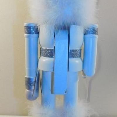6337/129 Holly Adler ~ Kurt Adler Brand ~ 25" ~ Nutcracker