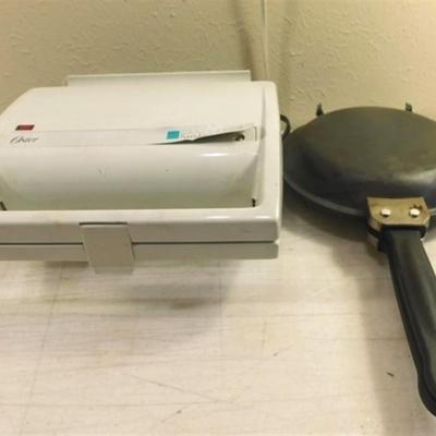 6337/259 Lot of 2 ~ Coated Double Grill Pan / Oster Sandwich Grill