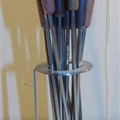 6337/268 Vintage West Bend Fondue Pot / Sticks with Stand