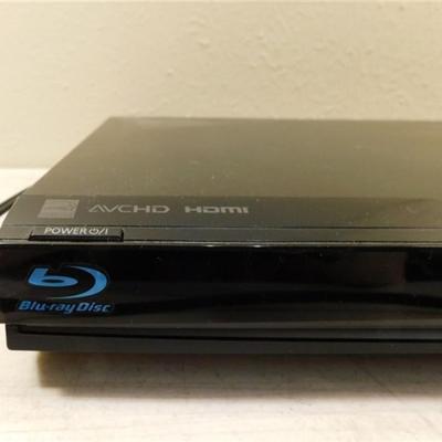 6337/195 Panasonic DMP- BD605 - Blue Ray Disc Player ~ Powers Up ~ No Remote