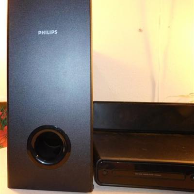 6337/199 Phillips DVD Theater System HT53565D ~ No Remote ~ DVD Player / Subwoofer / 5 Speakers ~ Powers Up