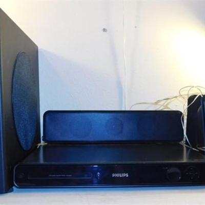 6337/199 Phillips DVD Theater System HT53565D ~ No Remote ~ DVD Player / Subwoofer / 5 Speakers ~ Powers Up