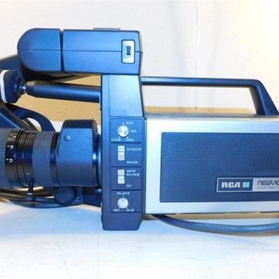 6337/209 Vintage RCA CO11 Newvicon Color Video Camera with Bag ~ Not Tested