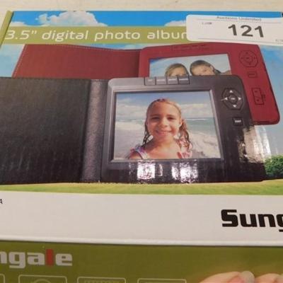 6337/121 Sungale Black Digital Photo Frame