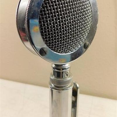 6337/156 Vintage Astatic D104 Microphone Silver Eagle Microphone - Not Tested