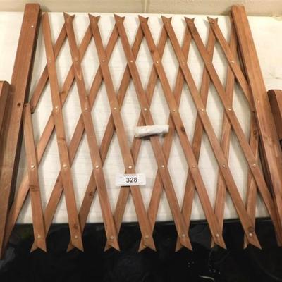 6337/328 NIB Wood Expandable Fence ~ Minor Assembly Required