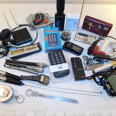 6337/94 Miscellaneous Electronics Found in with Short Wave Radio Office Desk Drawer