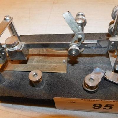 6337/95 Vibro Plex Side to Side Automatic Morse Code Key