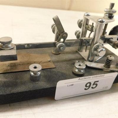 6337/95 Vibro Plex Side to Side Automatic Morse Code Key