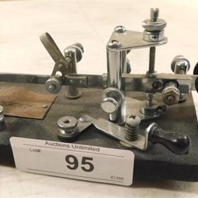 6337/95 Vibro Plex Side to Side Automatic Morse Code Key