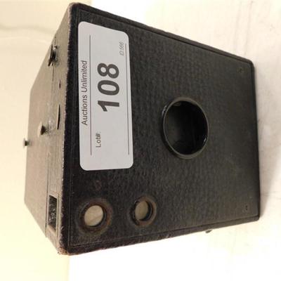 6337/108 Antique Box Camera #2 Model B Brownie Camera 1894-1902