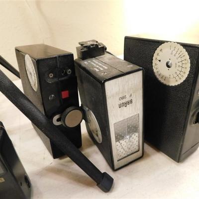 6337/109 Lot of Cameras ~ Konica 80200M Panorama Camera / AGFA Photo 780 3 Meters / Tripod