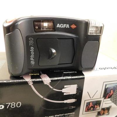 6337/109 Lot of Cameras ~ Konica 80200M Panorama Camera / AGFA Photo 780 3 Meters / Tripod