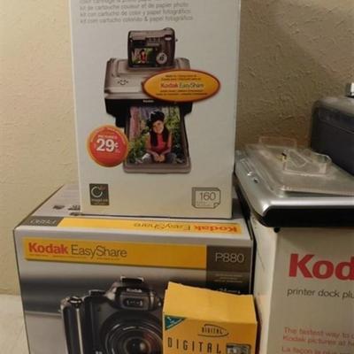 6337/111 Kodak Easy Share Printer Lot with lots of Accessories ~ No Camera