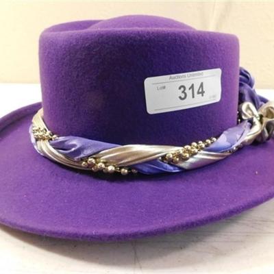 6337/314 Ladies Purple Hat with Gold Accents
