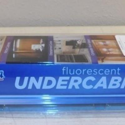 6337/21 Lights of America Under Cabinet Florescent Light 11" ~ No Bulb