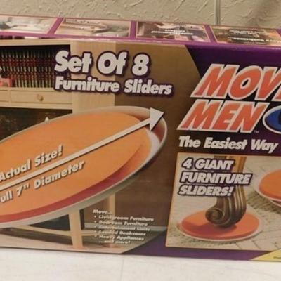 6337/97 Miscellaneous Lot of Utility Items ~ TV Screen Cleaner / Jogging Exercise Suit/ Foul Weather Gear