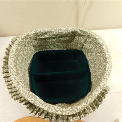 6337/203 Peter Boro Basket Heart Shape Lidded Musical Jewelry Box