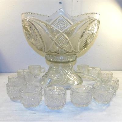 6337/207 Vintage 1980's LE Smith Aztec Punch Bowl on Pedestal ~ 13" with Pedestal ~ 12 Cups and Glass Ladle