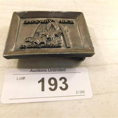 6337/193 The Gateway Arch Belt Buckle