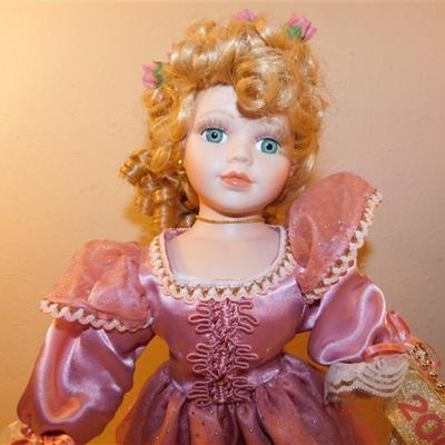 6337/228 Lot of 3 Porcelain Dolls ~ Pink / Red / Purple