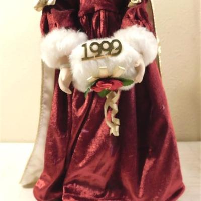 6337/228 Lot of 3 Porcelain Dolls ~ Pink / Red / Purple