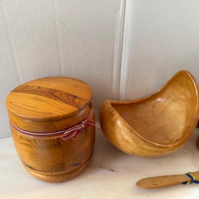 810 Hand turned Swedish Wooden Bowl Lot