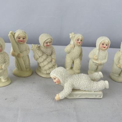 7 Snow Babies figures