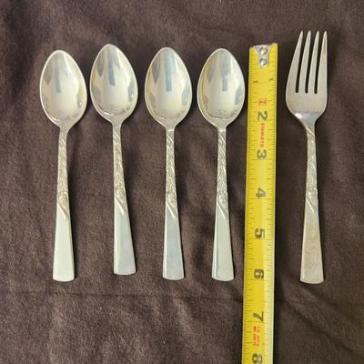 5 Stieff Sterling Silver Flatware 4 Spoons 1 Fork 175 Grams
