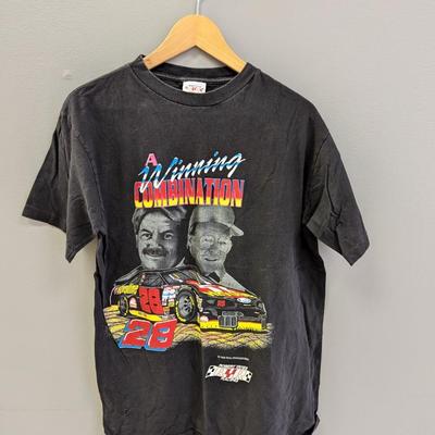 1990's Vintage NASCAR A Winning Combination #28 T Shirt Size Large