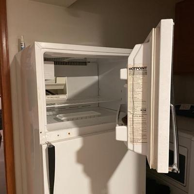 HOTPOINT REFRIGERATOR FREEZER