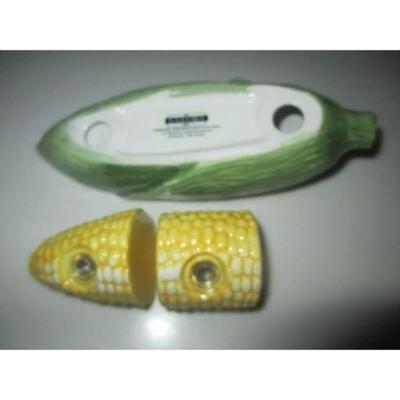 Sakura “David Carter Brown” Farmstand corn on the cob salt and pepper shakers