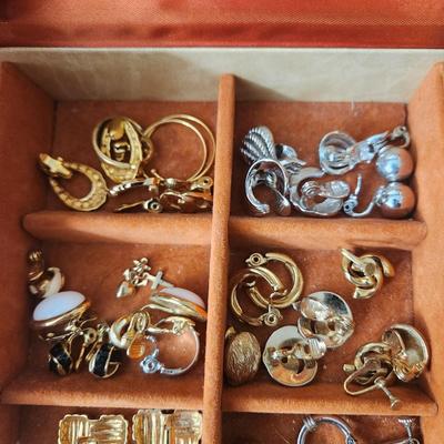 Jewelry Box Fill w costume jewelry Earings, necklaces, brooches, pins and more