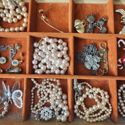 Jewelry Box Fill w costume jewelry Earings, necklaces, brooches, pins and more