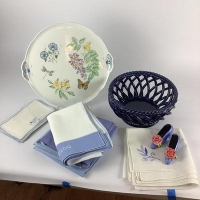 263 Lenox Cake Plate, Blue Lattice Bowl, Shoe Salt & Pepper Shakers & Table Linens