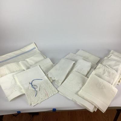 269 Bolster Pillow Cases, Hand Towels & Other Pillow Cases Lot