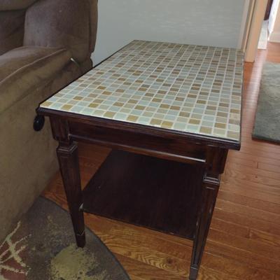 Wooden Frame, Tile Top Side Table with Stretcher Shelf (Choice A)