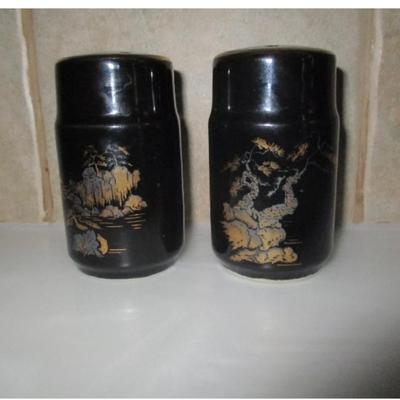 Vintage cobalt, blue Asian landscape, salt, and pepper shaker