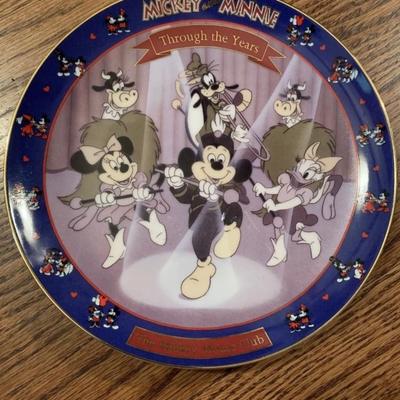 Vintage Disney, Mickey and Minnie collector plate