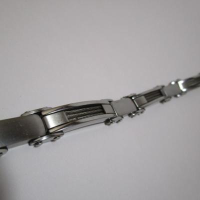 Stainless steel/carbon fiber 9" bracelet, silver