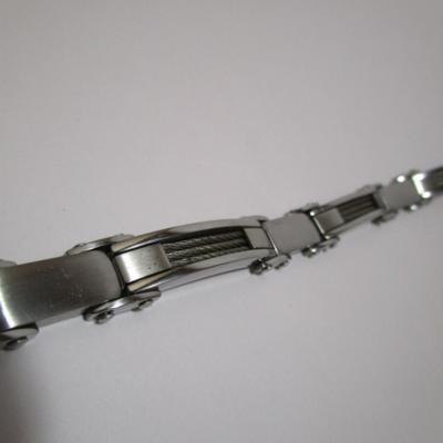 Stainless steel/carbon fiber 9" bracelet, silver