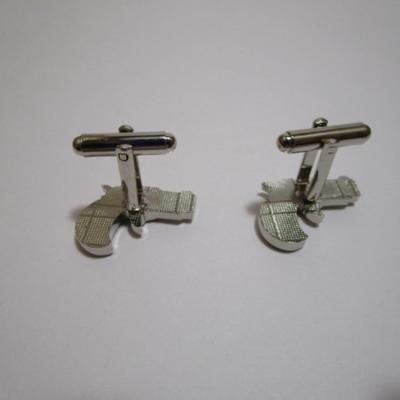 Pistol cufflinks (3/4" long), silver & black