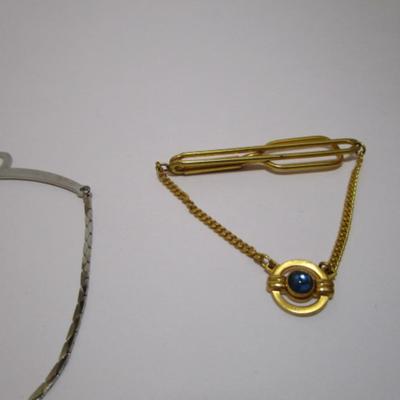 3 tie chains