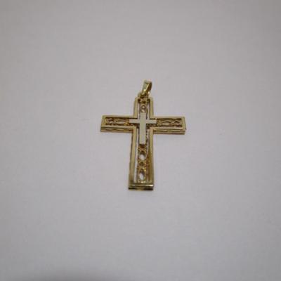 14K gold cross, 3/4" x 1-1/4"