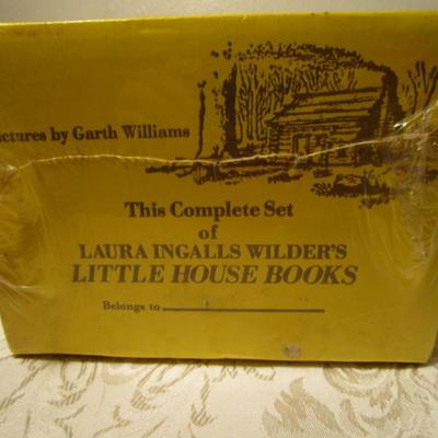 Laura Ingalls Wilder, Little House books (set)