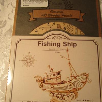 Fishing ship classic 3D wooden puzzle